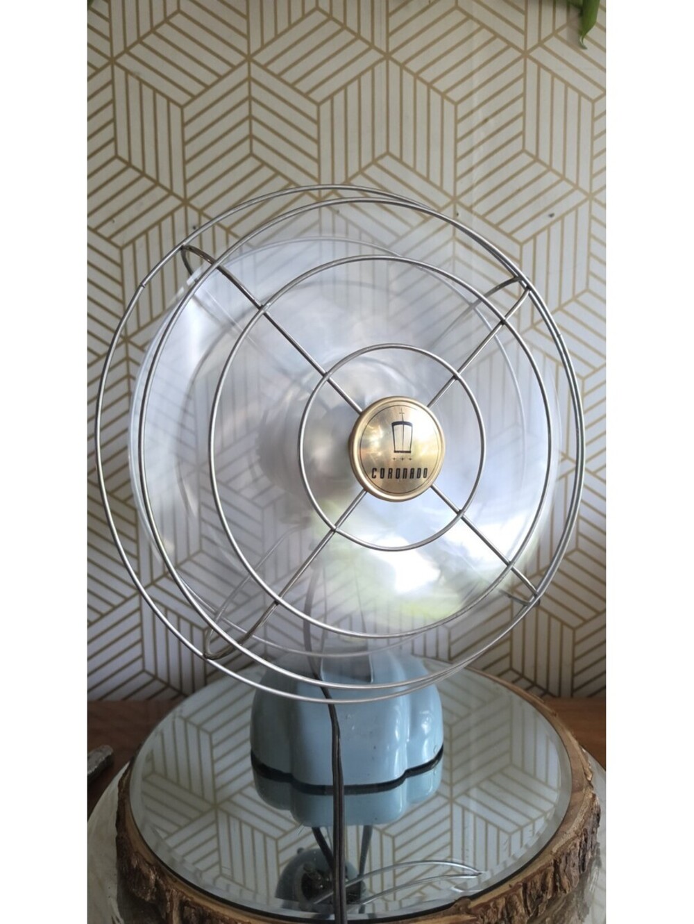 Vintage Blue Coronado Electric Oscillating Fan 12" Aluminum Blades Model 44-1004 - Picture 2 of 13